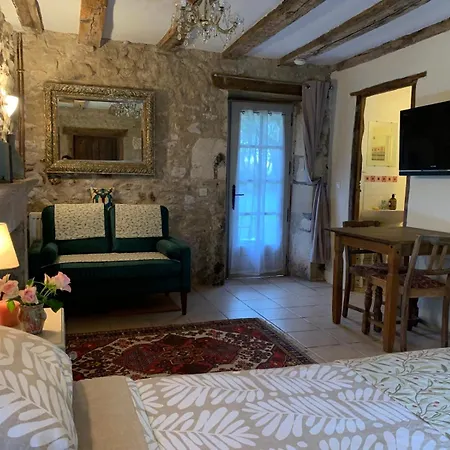 Idyllic Holidays In Rural Stunning French Countryside With Pool * Antigny (Vienne)